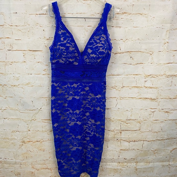 royal blue lace bodycon dress